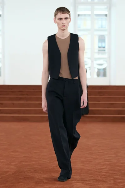 Look 50